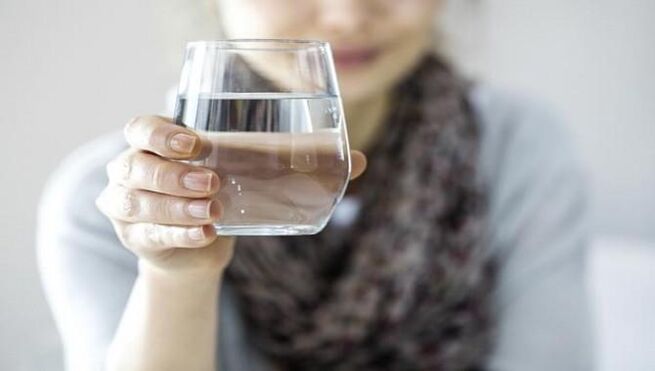 Употребление воды при лечении гельминтоза пижмой